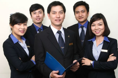 Nguoi tuoi nao thuong lam sep ngan hang Viet? hinh anh