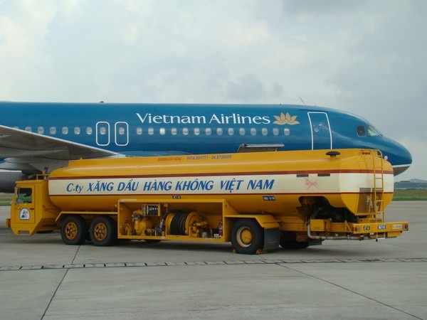 Cuc hang khong kien nghi giam gia ve may bay hinh anh