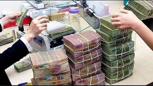 Nam 2015: Xu ly dut diem cac to chuc tin dung yeu kem hinh anh