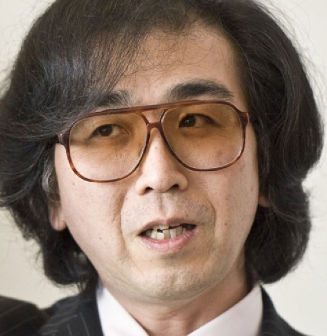 Thanh ty phu nho che tao robot giup nguoi tan tat hinh anh