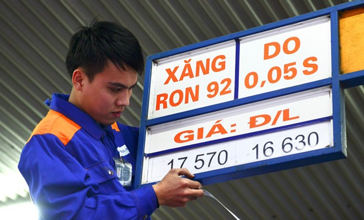 Thue tang kich tran len 40%, lieu gia xang co giam tiep? hinh anh