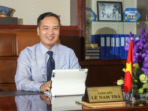 Nhan su cap cao o 3 mang di dong lon co gi moi? hinh anh