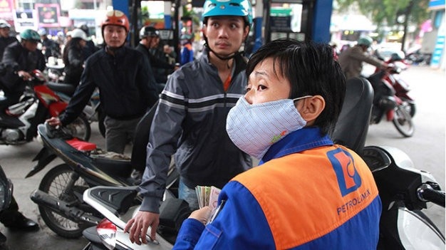 Gia xang co so dang cao hon thuc te 550 dong hinh anh