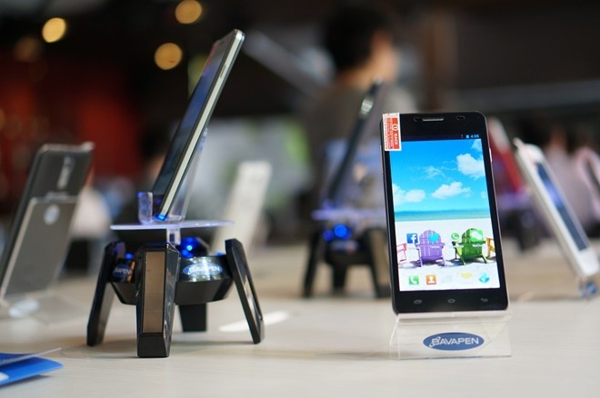 Dien thoai di dong Viet Nam sap bi danh thue tu ve hinh anh