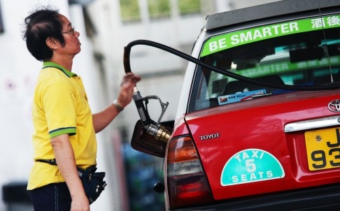 Noi co gia xang dat nhat the gioi hinh anh