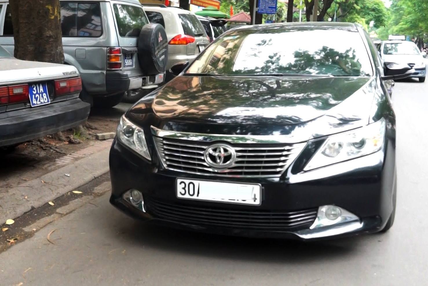 Tai xe xe truc tuyen chay duoc duong cam taxi hinh anh