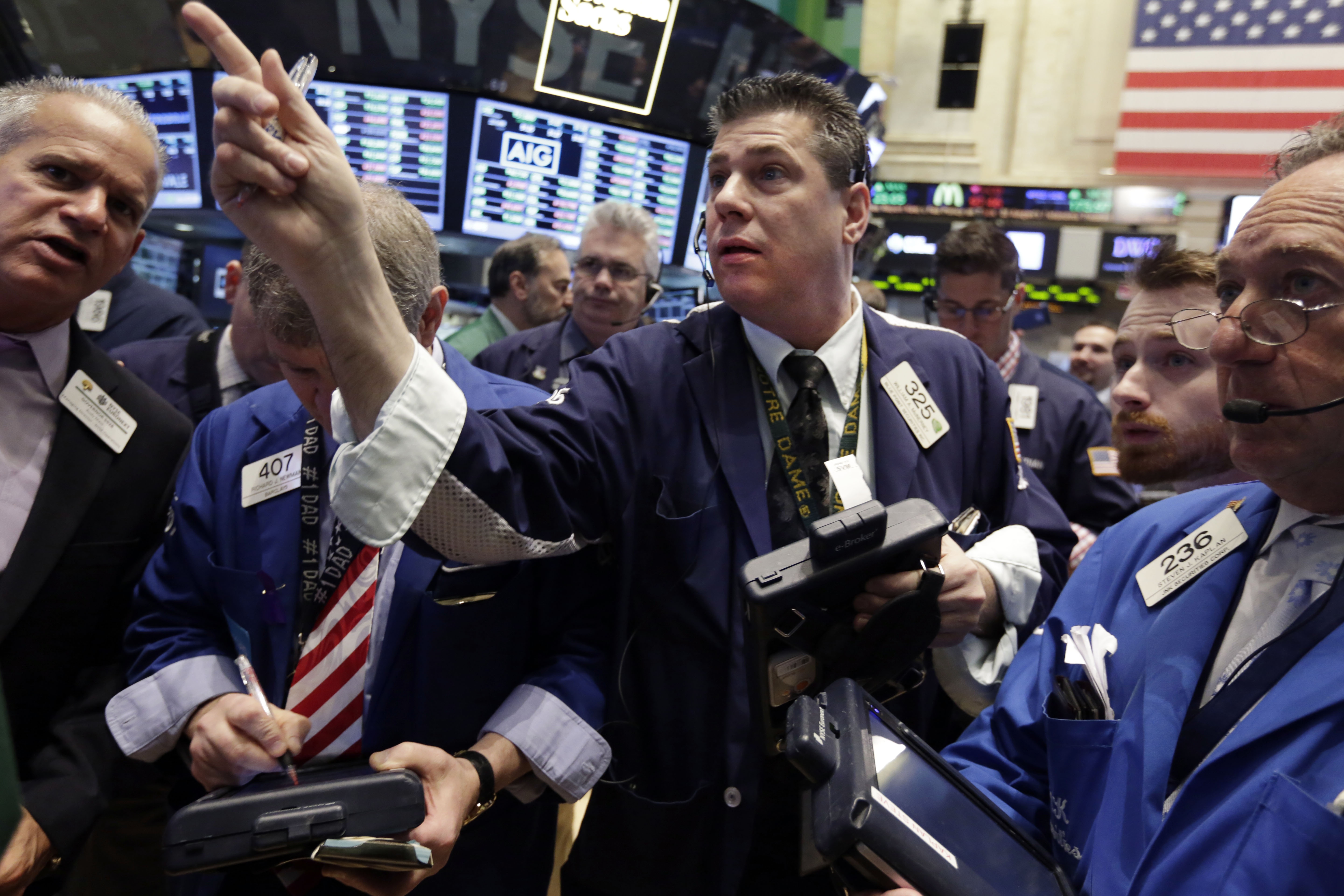 Cuoc song trieu do cua moi gioi chung khoan pho Wall hinh anh