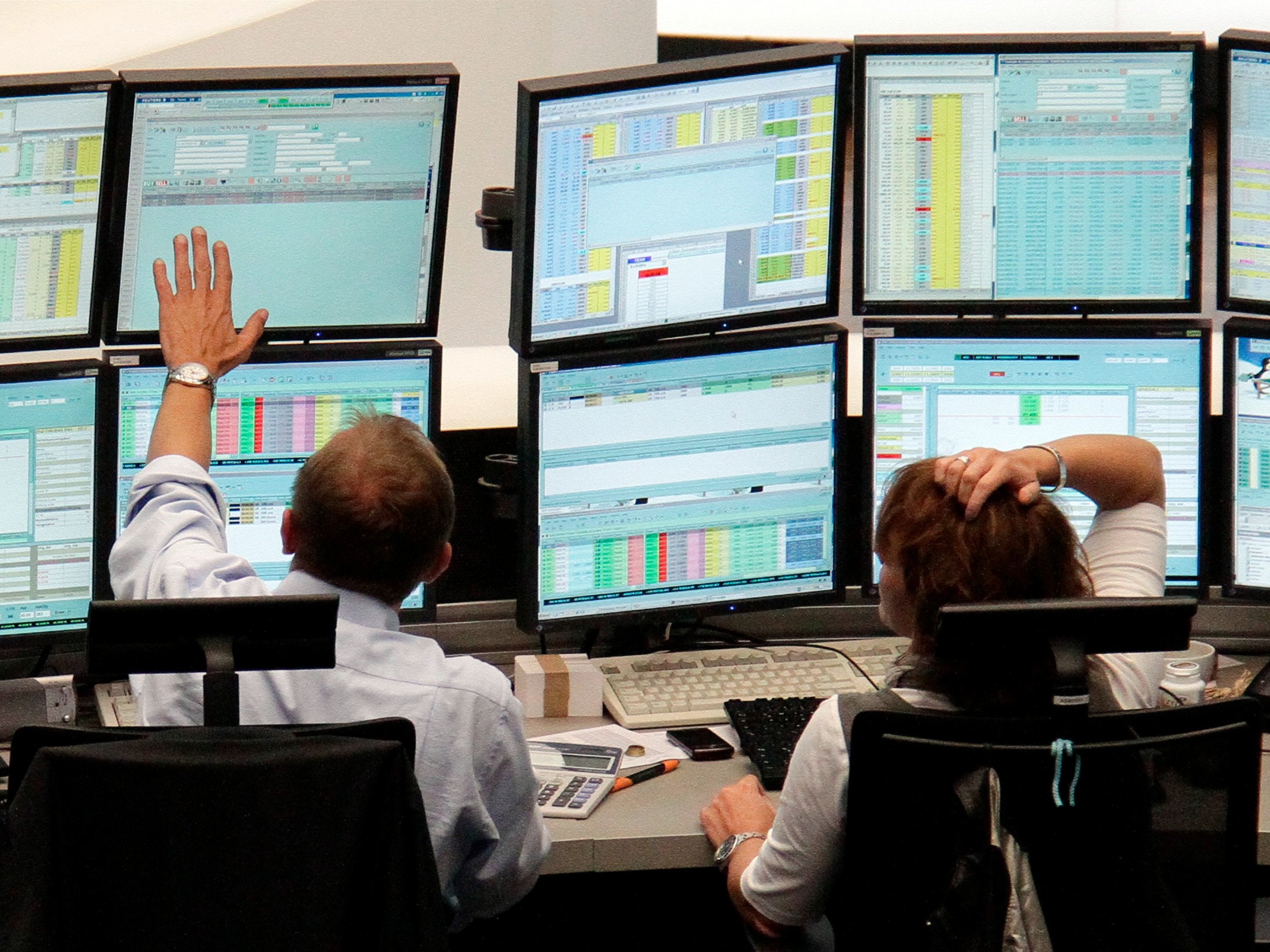 moi gioi chung khoan pho Wall anh 2