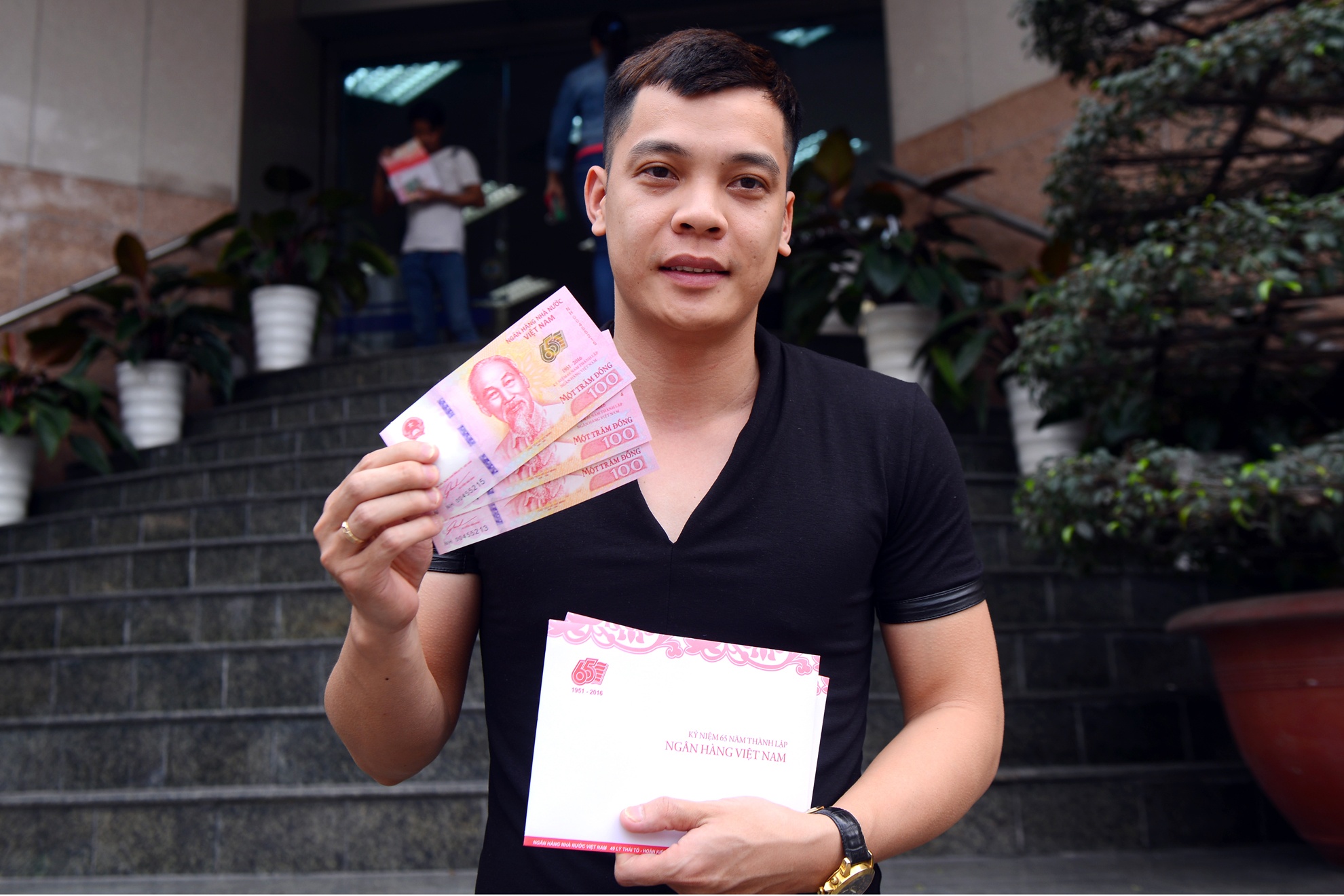 tien luu niem 100 dong anh 8