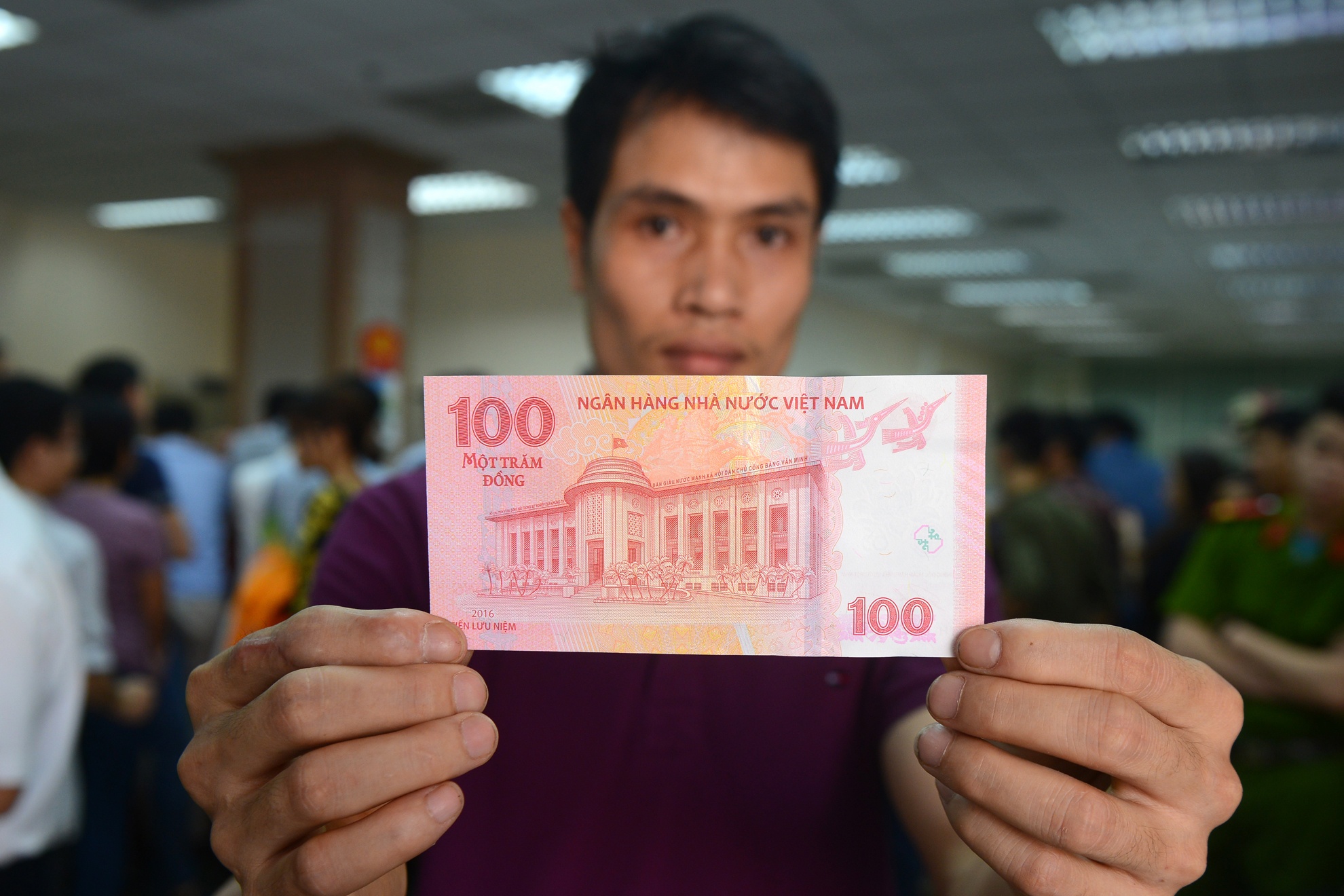 tien luu niem 100 dong anh 6