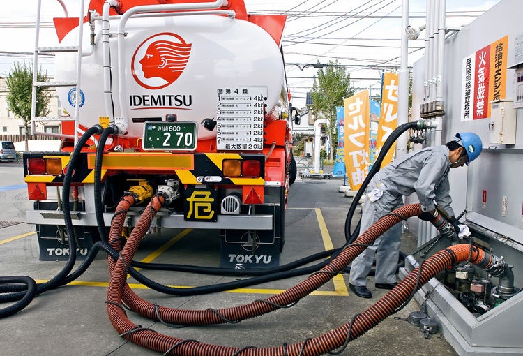 Ong lon dau khi Nhat se ban le xang o Viet Nam hinh anh