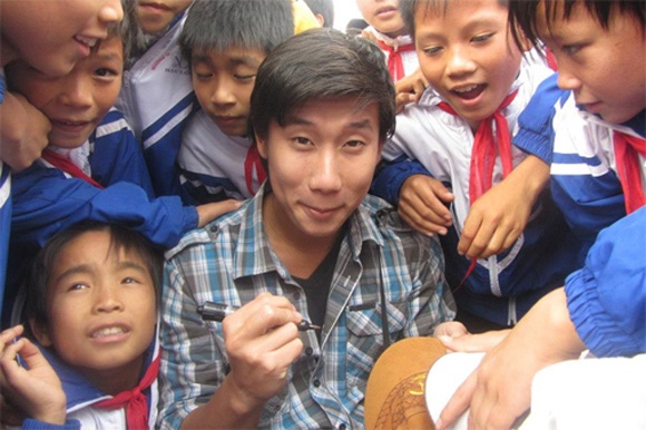 Cuoc thi doi thoai voi 8X Viet kieu vao de Van hinh anh