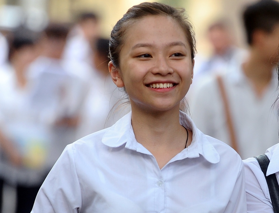 Cac dai hoc lon cong bo diem chuan nguyen vong 2 hinh anh