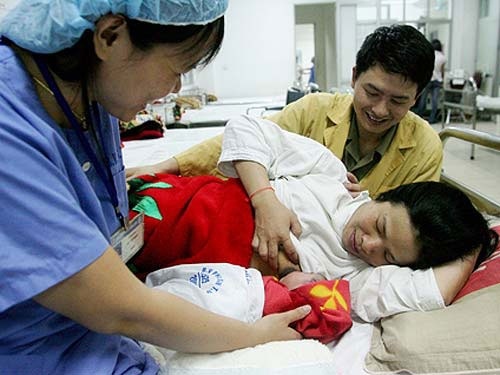 Vo de, chong co the duoc nghi 5 ngay hinh anh