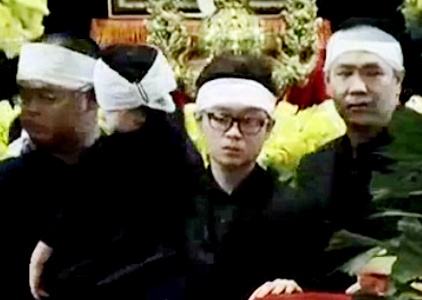 Chau noi Dai tuong lang nguoi truoc linh cuu ong hinh anh