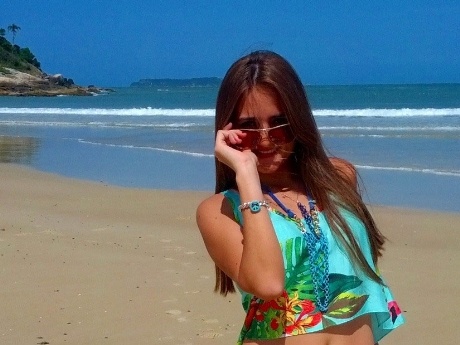 Trinh nu noi tieng nhat the ky 21 tiep tuc... ban trinh hinh anh