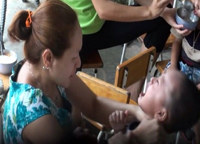 Se cong khai ten truong mam non trai phep tren bao chi hinh anh