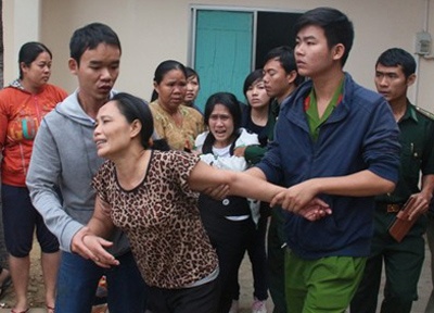 So giao duc Binh Duong ho tro gia dinh hoc sinh chet duoi hinh anh