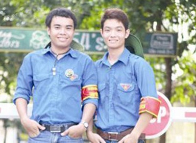 Mot cu nhan dai hoc dot ngot xuat gia tu hanh hinh anh