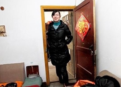 Bi ban trai bo vi lien tuc cao them hinh anh