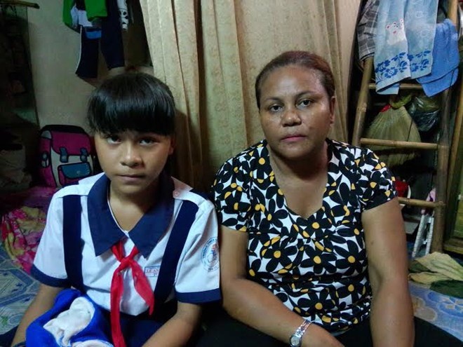 Canh cao mot giao vien danh hoc tro hinh anh