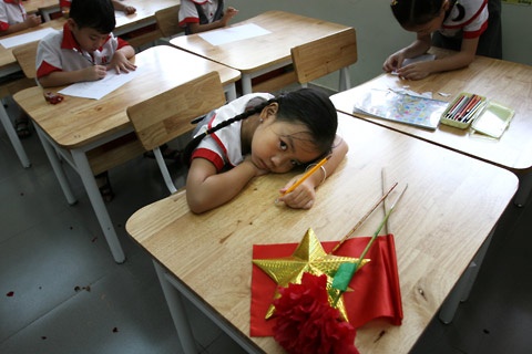 Truong 10 lop nhung chi co 29 hoc sinh hinh anh