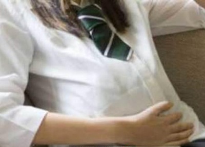 Lung tung xu ly nu sinh mang thai hinh anh