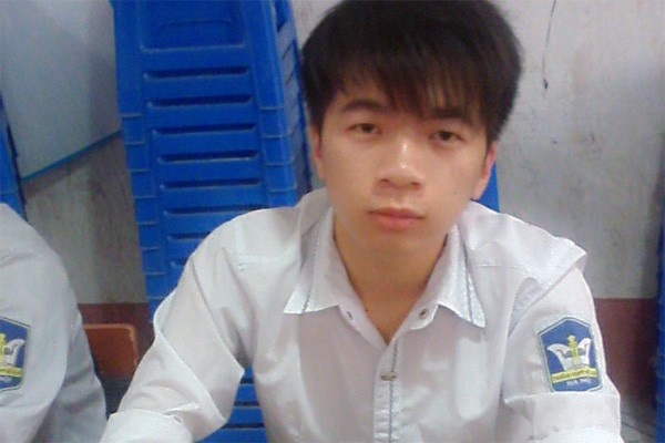 Nam sinh de nghi thi DH tu lop 9: 'Khong co tinh gay soc' hinh anh