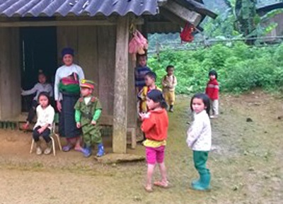 Noi nhung dua tre di ung toi lop hinh anh