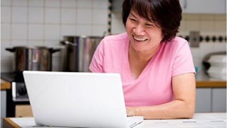 Phu huynh thich tan cong Facebook cua con hinh anh