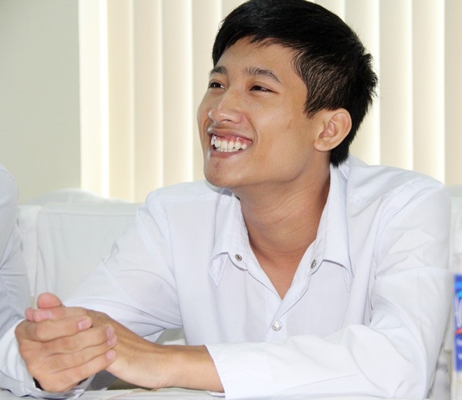 Nhung thu khoa noi tieng nhat mua thi dai hoc 2013 hinh anh