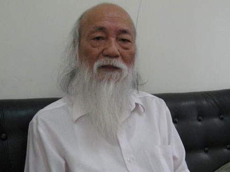 PGS Van Nhu Cuong chat van Bo truong GD-DT nhung gi? hinh anh