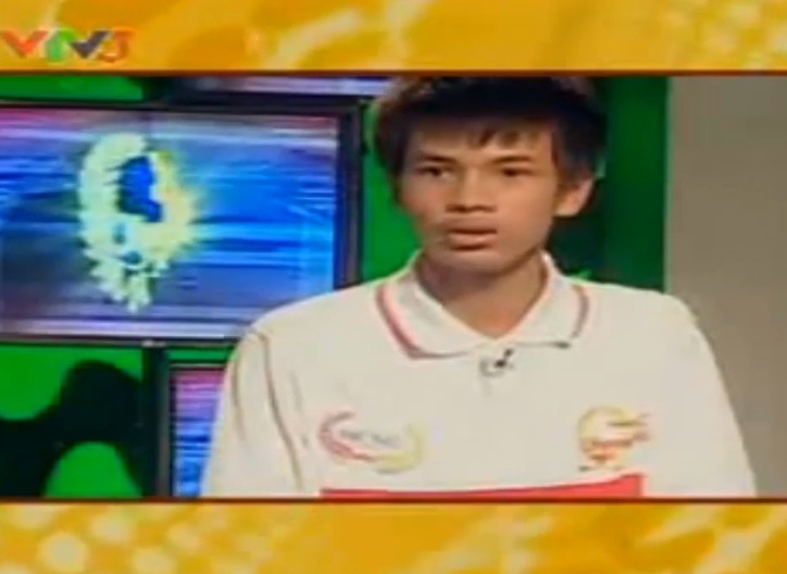 Thi sinh Olympia gioi thieu ban than hinh anh