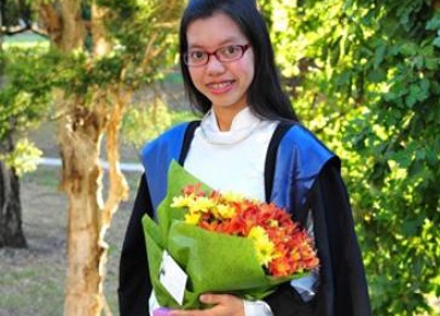 Co be giup viec tro thanh du hoc sinh xuat sac hinh anh