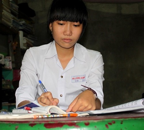 Buoc ngoat cuoc doi cua thu khoa O Xin hinh anh