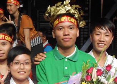 Thu khoa kep vao chung ket Duong len dinh Olympia hinh anh