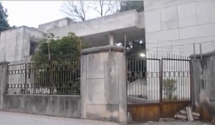 Clip ly giai hien tuong ngoi nha 300 Kim Ma hinh anh