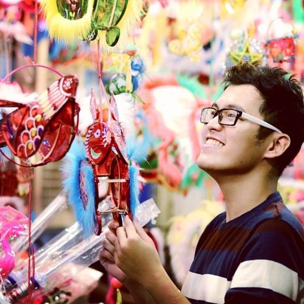 Nha van Anh Khang: 'Doc than la mot dac an' hinh anh