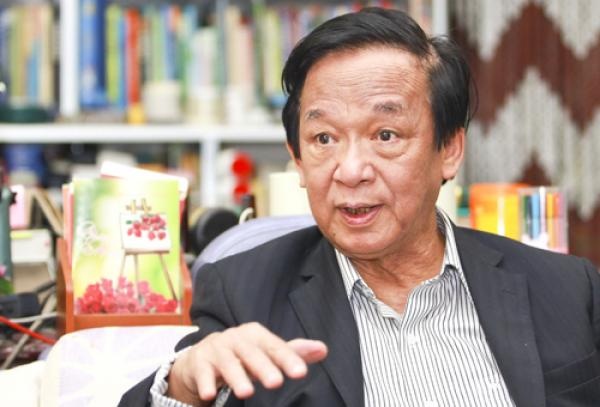 4.000 ty dong mua may tinh bang: GS Nguyen Lan Dung bat loi hinh anh