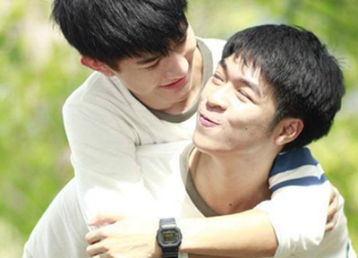 PostFrank - cap trai dep yeu nhau khien fan nu tiec nuoi hinh anh