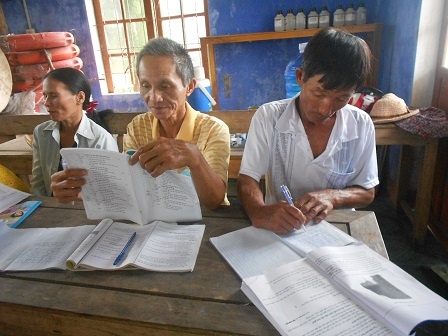 Lop hoc vo long toan hoc sinh… deo kinh lao hinh anh