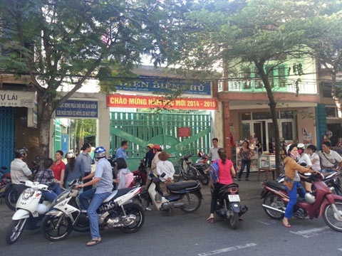 Truong nao loan vi hieu truong moi hinh anh