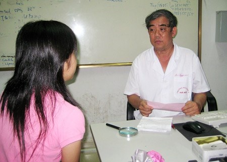Nam to dia 'an sach' ngon chan vi doi bot hang thung hinh anh