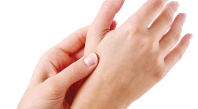 Cach han che cuoc tay mua gia ret hinh anh