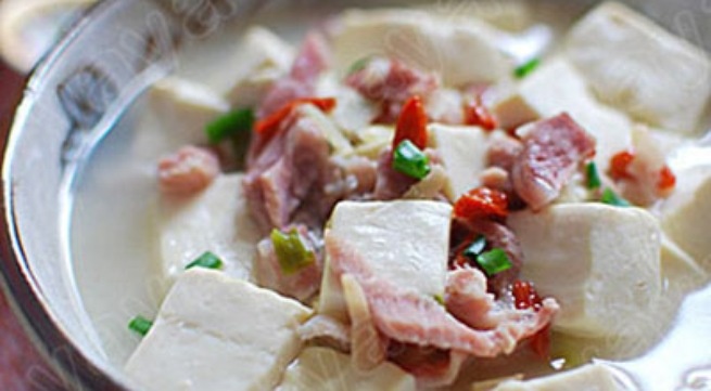 Canh xuong de tro luc quy ong hinh anh