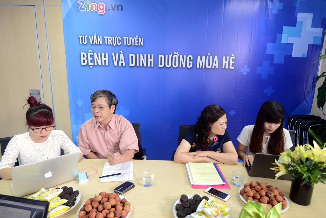 Các chuyên gia đang tư vấn trực tuyến tại Zing.vn