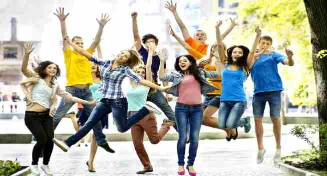 6 nguyen nhan gay day thi som o tre hinh anh