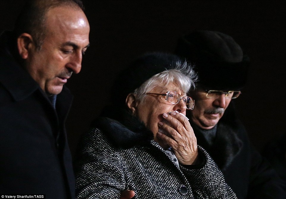 Thi the dai su Nga ve voi dat me anh 9