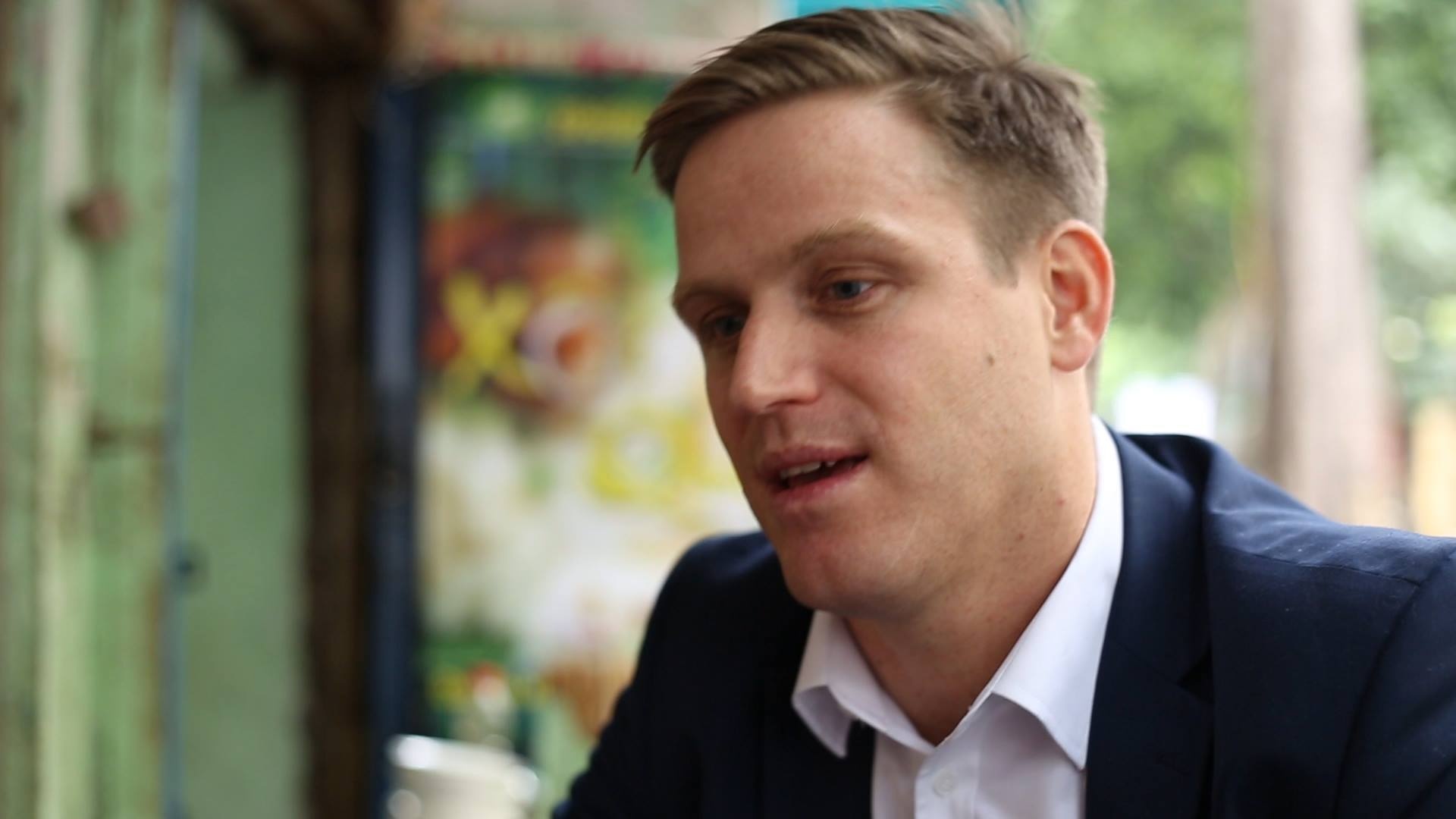 Pho dai su New Zealand: 'Vi sao phu nu Viet Nam cam chiu?' hinh anh