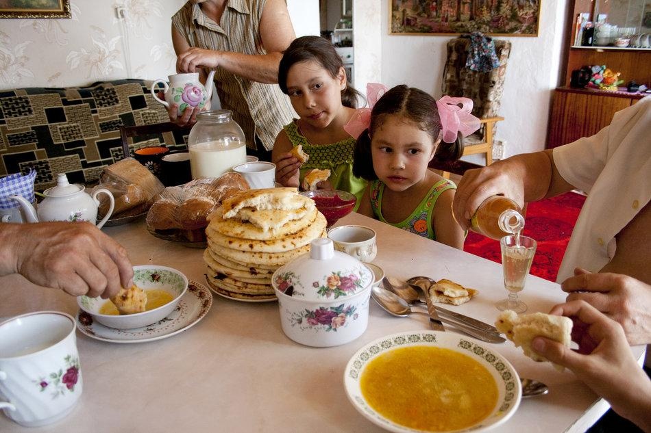 Cuoc song bi an cua bo toc ngoai dao co xua nhat chau Au anh 6